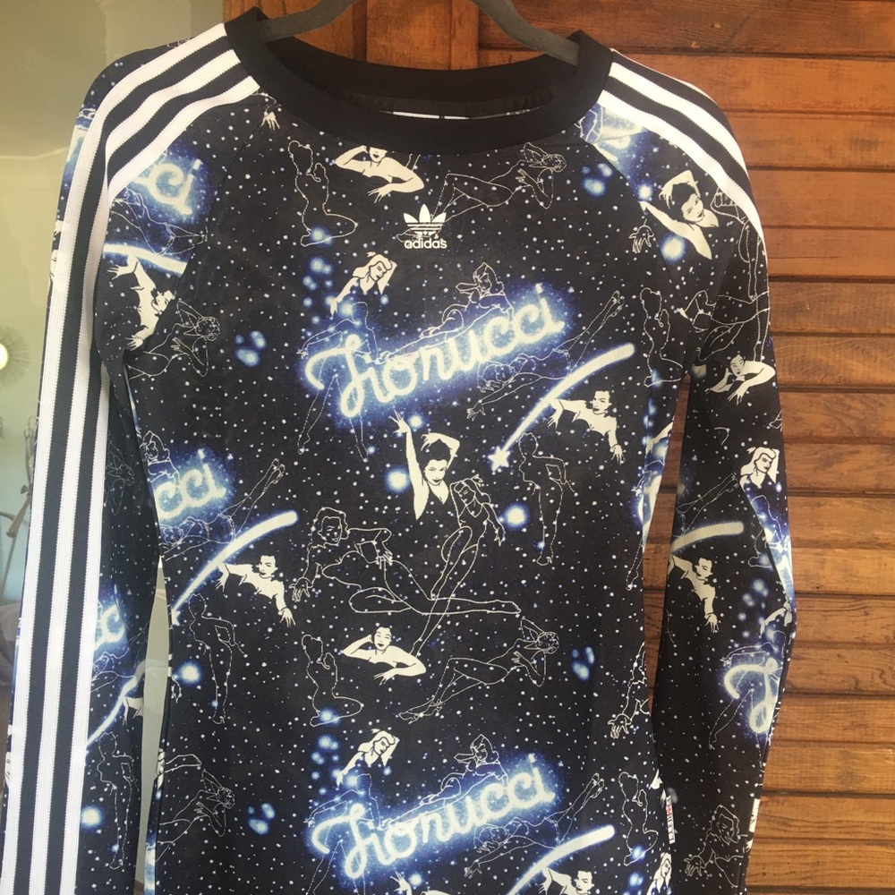COPY - Adidas long sleeve tee